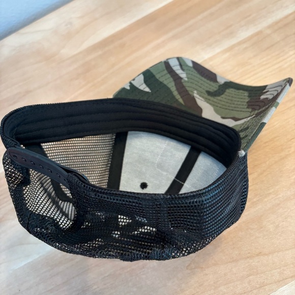 Women's Camo Black GEORGE STRAIGHT Adjustable Trucker Country Concert Music Hat - Picture 4 of 7